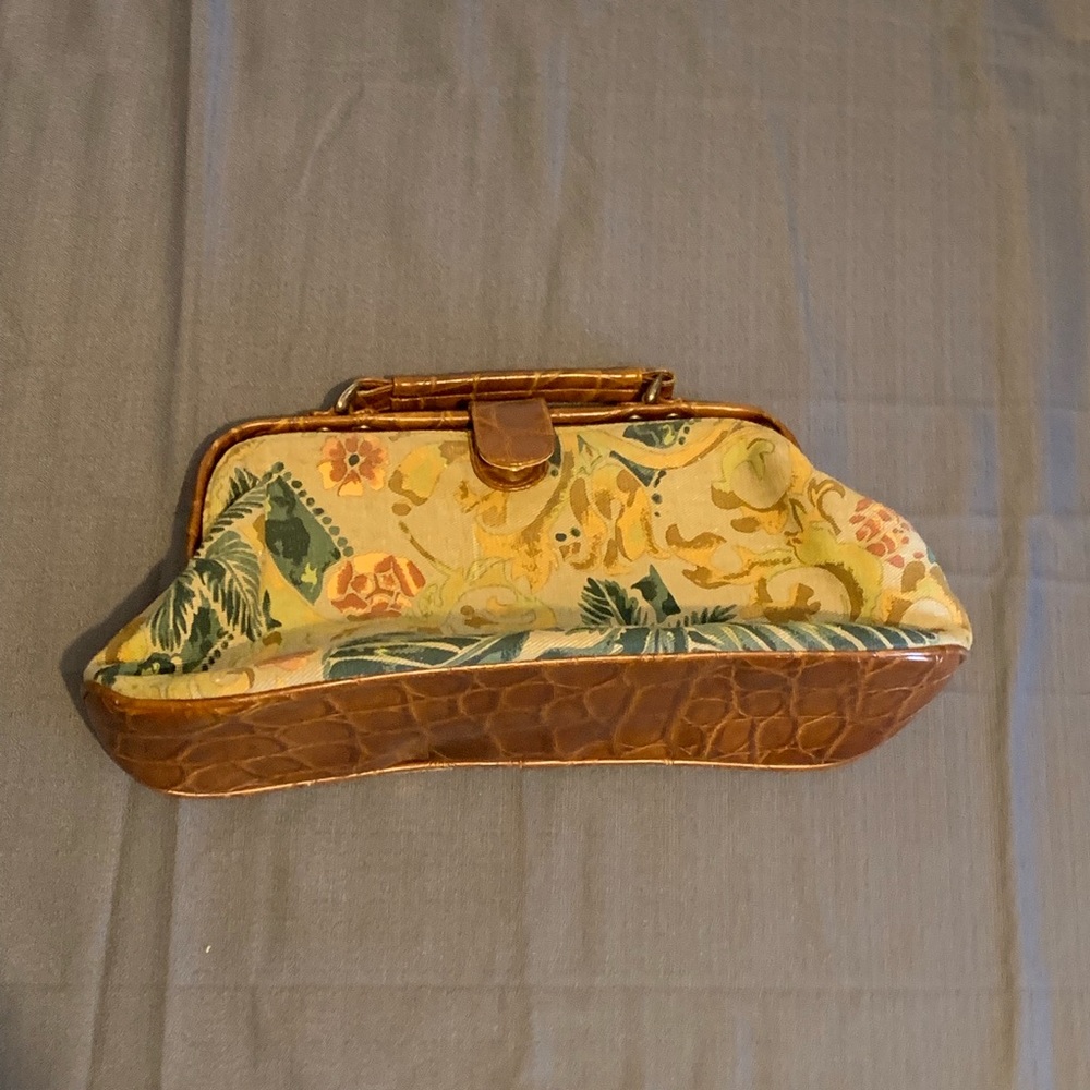 Vintage carpetbags of America